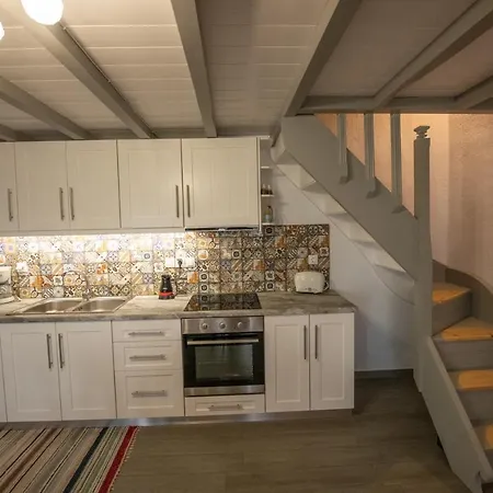 Oneiro * 스코펠로스 타운