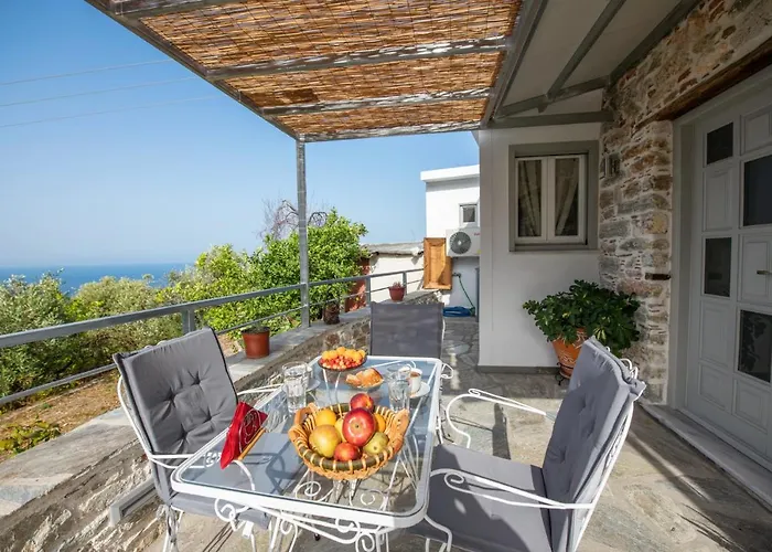 Oneiro Holiday home *